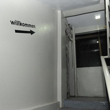 Space Boutique Hostel Yangon Dış mekan fotoğraf
