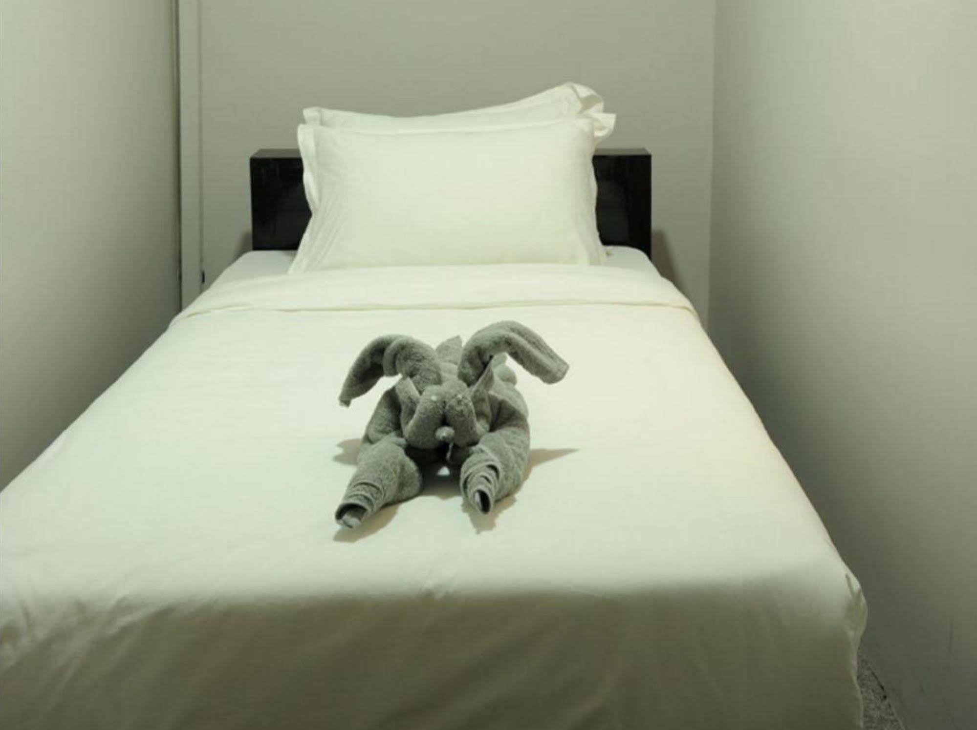 Space Boutique Hostel Yangon Dış mekan fotoğraf