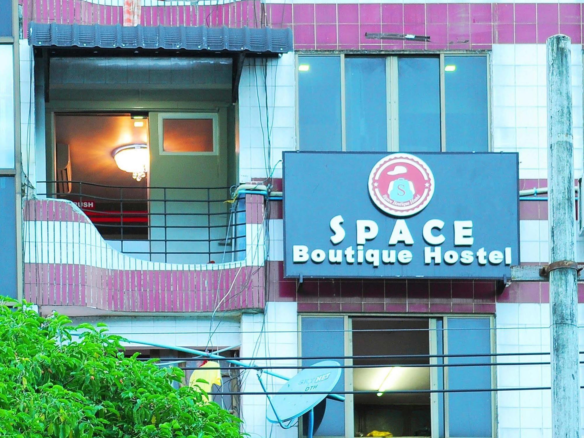 Space Boutique Hostel Yangon Dış mekan fotoğraf